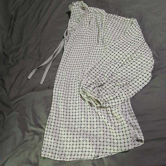 Max Studio 1X Tie-Neck Black & White Easy Care Top - Picture 1 of 14